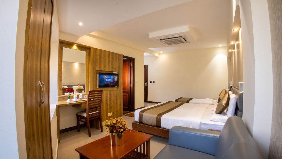 Metro Plaza Hotel by Rak Rooms, Mangaluru