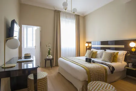 Hotel Carlton Отели рядом с достопримечательностью «Musee des Coquillages»