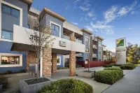 Quest Glen Waverley Hotel di 