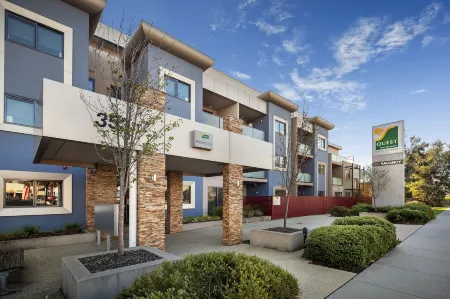 Quest Glen Waverley Отели в г. Глен-Уэйверли