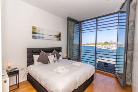 Spacious Modern Apartment 42 Brewhouse