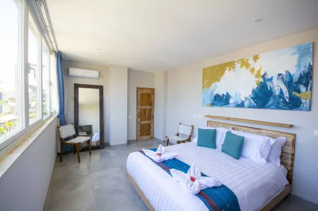 Harbour Komodo Hotel Отели в г. Комодо