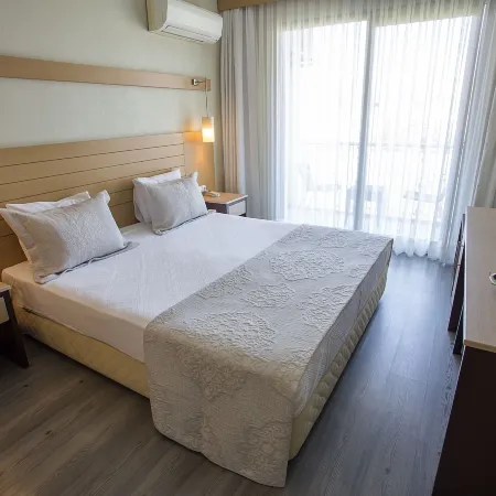 Cilek Marina Hotel