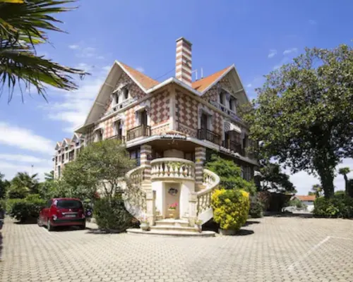 Hôtel le Dauphin Hoteles en Arcachón