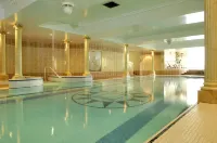 Thornton Hall Hotel & Spa - Pools