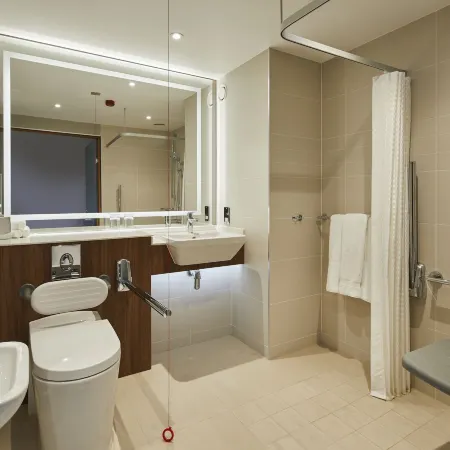 Courtyard London City Airport Отели рядом с достопримечательностью «Вулидж»