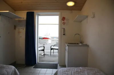 Harbour Sleep Hotel di 