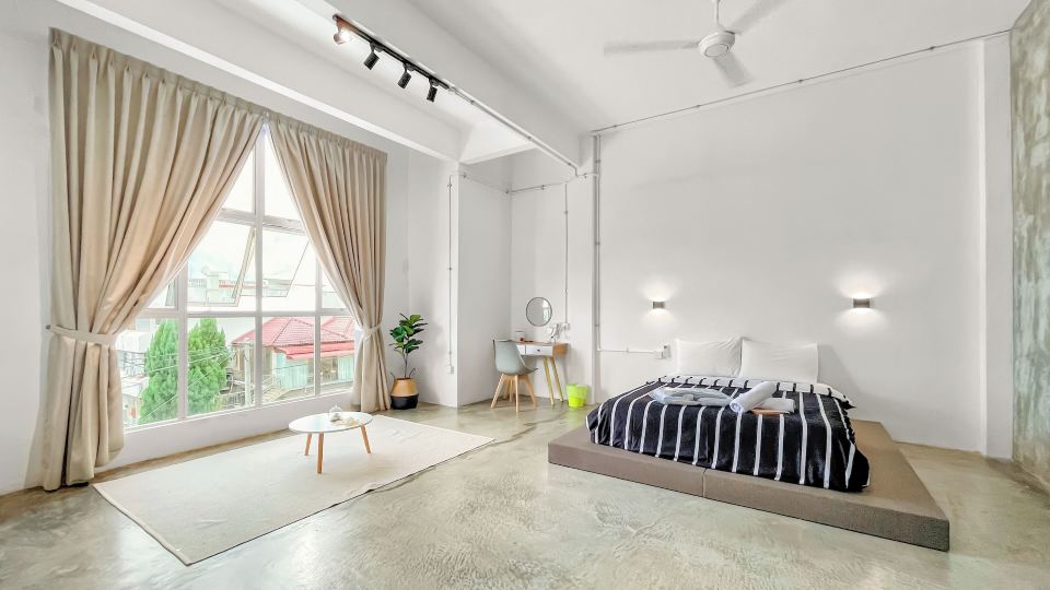 3 bedroom
