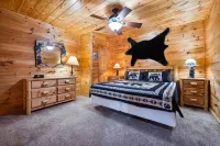 Wilderness Lodge 3 Bedroom Cabin by Redawning