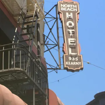 Hotel North Beach Hotel dekat PIER 39 Fisherman's Wharf