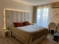 Les Criquets Hôtel & Spa Hôtels à : Le Pian-Médoc