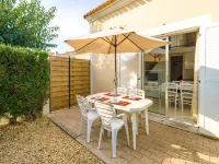 Lagrange Vacances le Scarlett et les Soleillades Hotel in zona Office de Tourisme de Palavas-les-Flots
