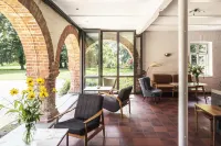 Apartment im Kranich Hotel Hotels in Ahrenshoop