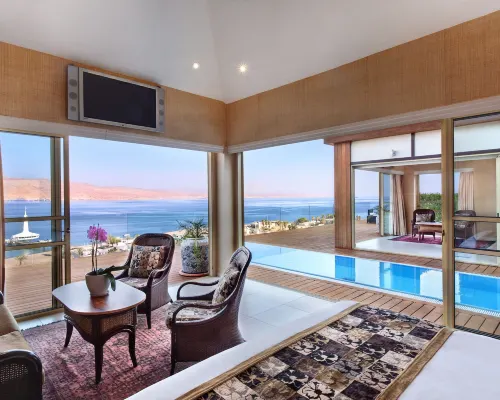 Herbert Samuel Royal Shangri-La Eilat Hoteles cerca de Arrecife de los Delfines