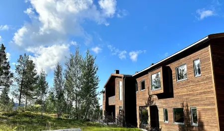 Bjørnfjell Mountain Lodge Отели в г. Альта