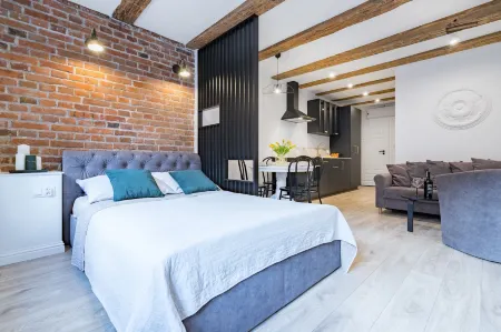 Miodowa Faktoria #7 by Rentoom Отели рядом с достопримечательностью «Дом Николая Коперника»