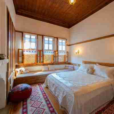 梅穆內瓦利德宮殿 Rooms