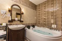 Theatro Hotel Odysseon - Hot Tub