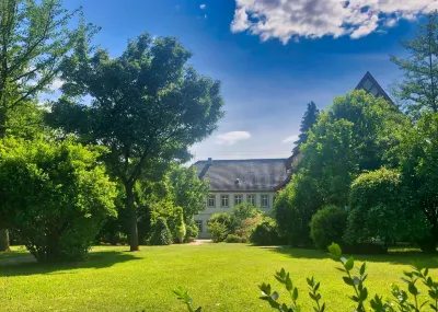 Schloss Sennfeld - Hotel & Veranstaltungsort - Hotels in Sindringen