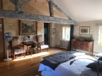 Chambres d'Hotes Las Caneres Hotels in Avezan