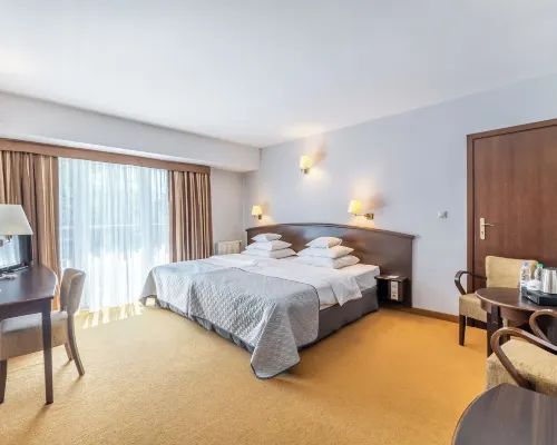 Hotel Warszawa SPA & Resort Hotele w: Augustów