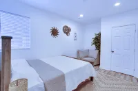 Spacious La Plata Escape Hotels in Waldorf