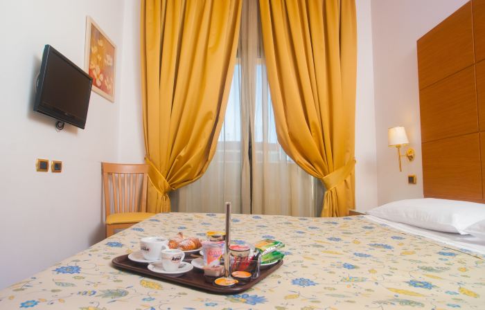 City Hotel