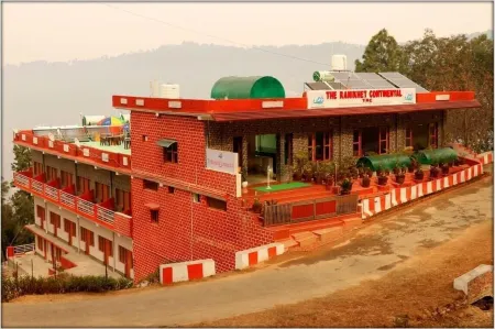 The Ranikhet Continental Отели рядом с достопримечательностью «Golu Devta temple»