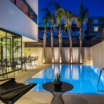 Canale Hotel & Suites