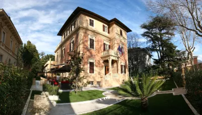 Unahotels Villa dei Platani Foligno Hotels in der Nähe von Stazione Foligno