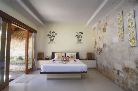 La Bella - Hotel Villa & Spa Отели рядом с достопримечательностью «Gili Trawangan Turtle Hatchery»