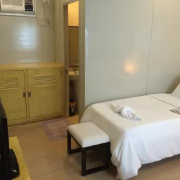 Shore Time Hotel Annex