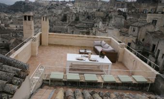 Le Tre VIE Apartment & Room