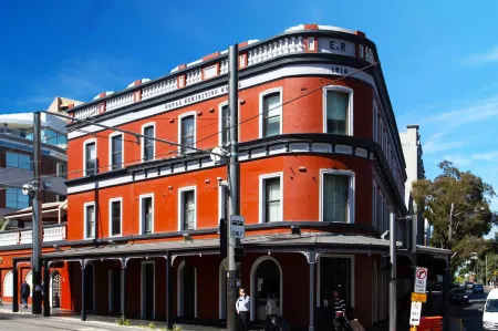 Royal Exhibition Hotel Отели в г. Surry Hills