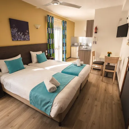 Sunseeker Holiday Complex