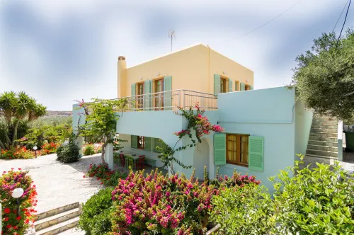 Athena Villas Olive Grove & Estate - Pet friendly
