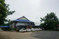 維薩沃特廣場飯店 - 2 星級