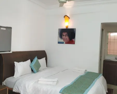 Aum Hotel Hotels in Anantapuram
