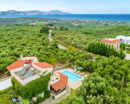 Villa Armi Large Private Pool Walk to Beach Sea Views A C Wifi Eco-friendly - 2809 Hotels in Lappei