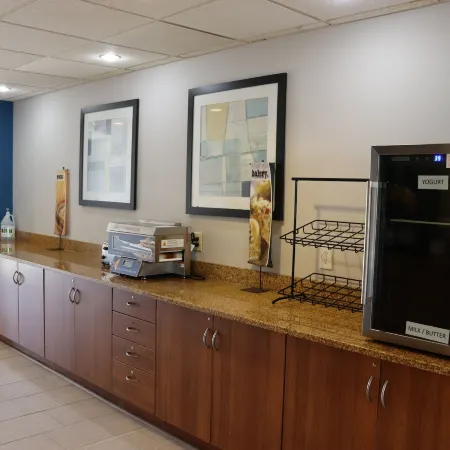 Microtel Inn & Suites by Wyndham Columbus/Near Fort Benning