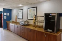 Microtel Inn & Suites by Wyndham Columbus/Near Fort Benning - petit déjeuner