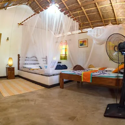 De Silva Wind Resort Kalpitiya - Kitesurfing School Sri Lanka Hotels near Kandalkuliya Grand Jumma Masjid
