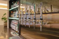 河畔酒店 - 酒吧