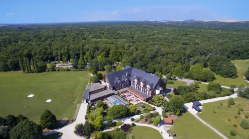 Domaine de la Foret D’Orient Hotel Restaurant Spa & Golf Hotels in Mesnil-Saint-Pere