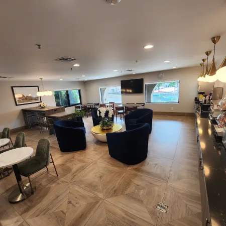 La Quinta Inn & Suites by Wyndham San Francisco Airport West