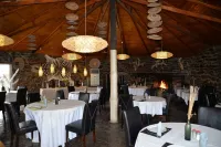 Inverdoorn Game Reserve Lodge