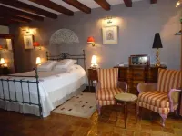 Chambres d'hôtes Au Clos de Beaulieu Hotels in Civray-sur-Esves