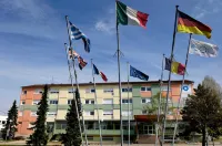 Ethic Etapes Dijon Accueil 24h24 et Parking Gratuit Hotels in Saint-Apollinaire