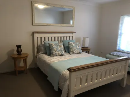 Gumnut Grove The Vintage