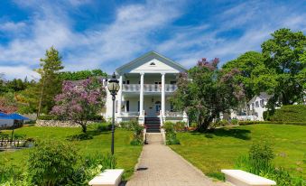 Harbour View Inn